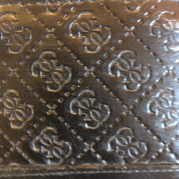 Guess Wallet - Picture 3 of 5